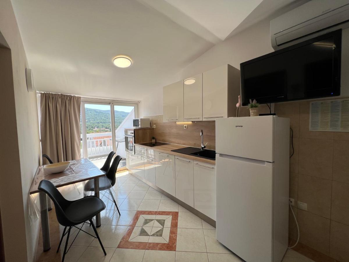 Apartments Ana Stari Grad  Bagian luar foto