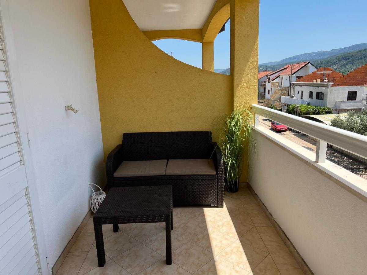 Apartments Ana Stari Grad  Bagian luar foto